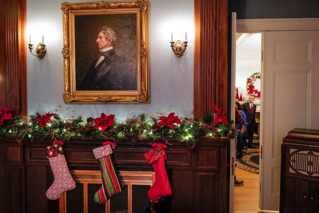 The Governors Open House on Tuesday, Dec. 10, 2019. (Michael Penn | Juneau Empire)