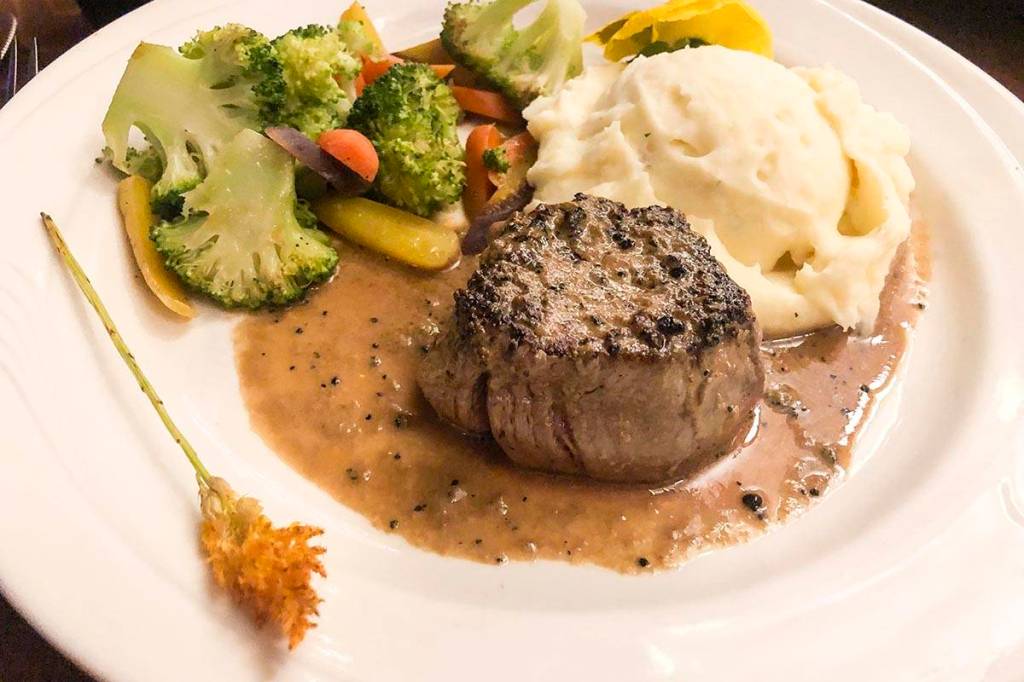 Emily Russo Miller | Juneau Empire                                Bubble Rooms filet mignon