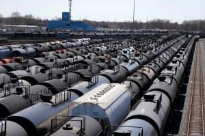 Oil production continues in Alaska even with low prices