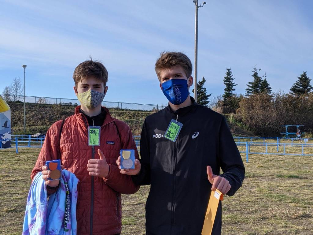 Juneau-Douglas Yadaa.at Kalé High School students Finn Morley (left) placed 14th at the state championships cross country meet in Anchorage with a time of 16:58 and Tim Degener (right) placed 4th with a time of 16:11 on Oct. 10, 2020. (Courtesy photo / Sheila Degener)