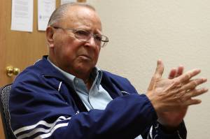 Charlie Smith, a National Guard first lieutenant at the time of the 1971 airline crash of Alaska Airlines Flight 1866, talks about the recovery efforts on Aug. 9, 2021, fifty years later. (Ben Hohenstatt / Juneau Empire)