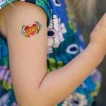 Motherhood is an incredible undertaking  just laundry and dishes, alone. And the rewards? Well, the rewards usually entail more laundry and dishes. So much laundry and dishes. (Unsplash / Jeremy McKnight)