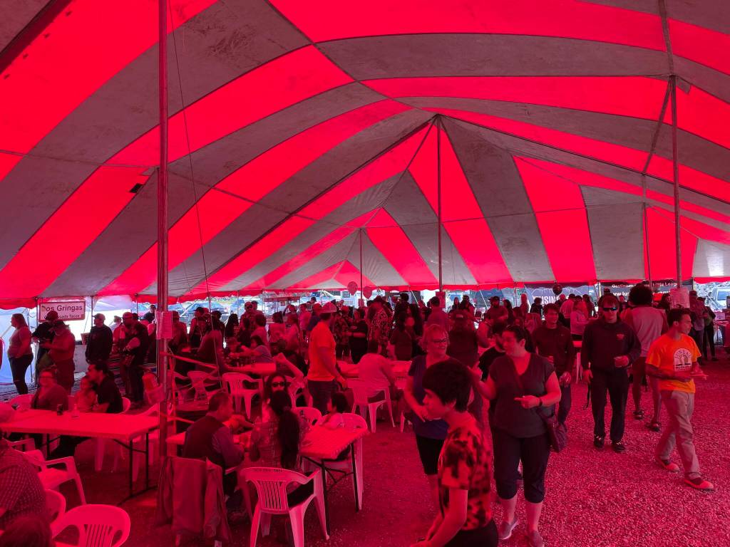 Crowds enjoyed food, drinks and other services from vendors at Juneau Gold Rush Days in Savikko Park on June 18, 2022. (Michael S. Lockett / Juneau Empire)