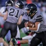 Juneaus Jarrell Williams carries the ball during the state title game. (Bryan Boyett / <a href="https://alaskasportsreport.com/2022/10/state-football-notebook-nash-lives-up-to-hype-hamilton-makes-the-call-underwood-unsung-hero-johnson-joins-1k-club/" target="_blank">Alaska Sports </a><a href="https://alaskasportsreport.com/2022/10/state-football-notebook-nash-lives-up-to-hype-hamilton-makes-the-call-underwood-unsung-hero-johnson-joins-1k-club/" target="_blank">Report</a>)
