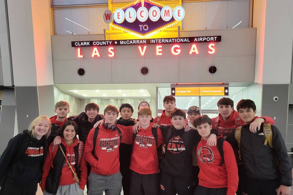 JDHS boys basketball team poses for a group photo on Monday in Las Vegas for the Tarkanian Classic tournament. (Courtesy Photo / Robert Casperson)