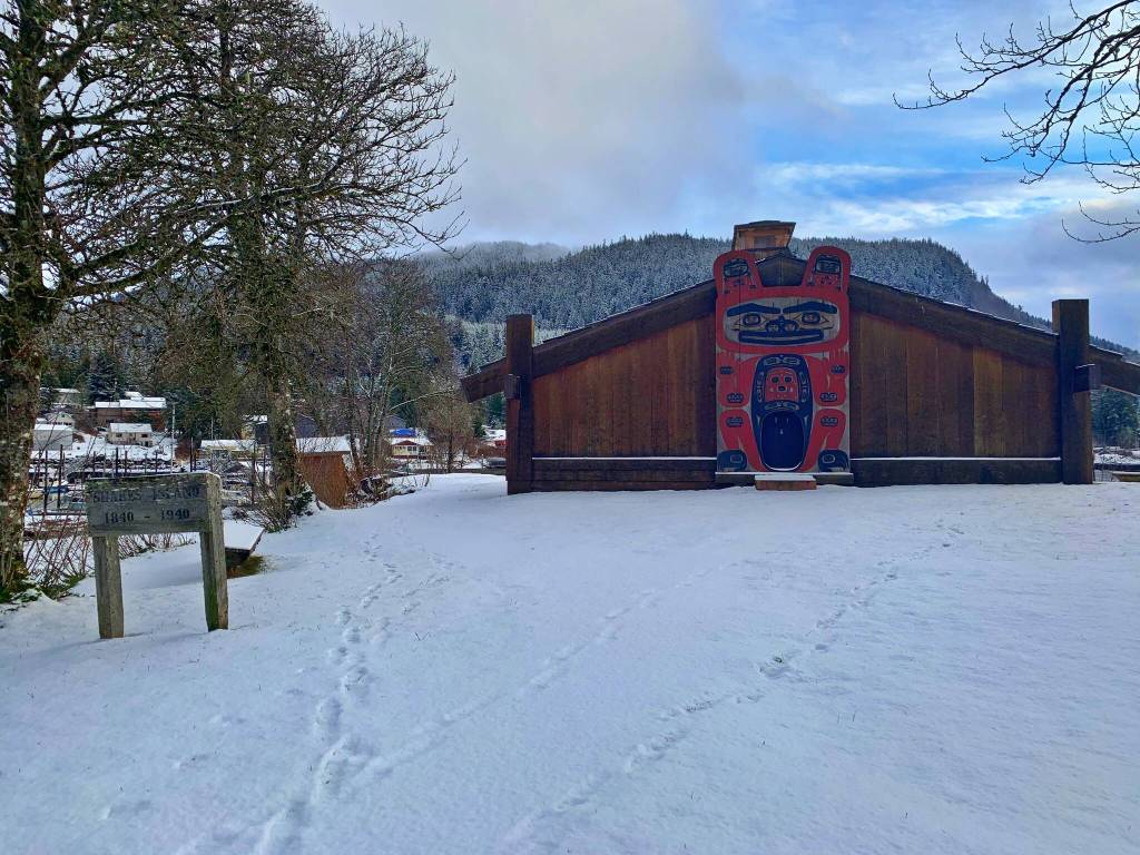 Naanyaa.aayí Mudshark House with Bear Screen, Shakes Island, Wrangell. (Vivian Faith Prescott / For the Capital City Weekly)