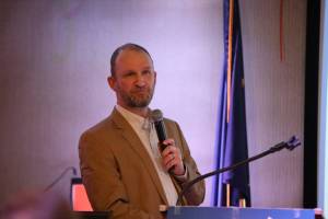 Brian Erickson, vice president and general manager of Hecla Greens Creek Mine, speaks to the Juneau Chamber of Commerce Thursday afternoon. (Clarise Larson / Juneau Empire)