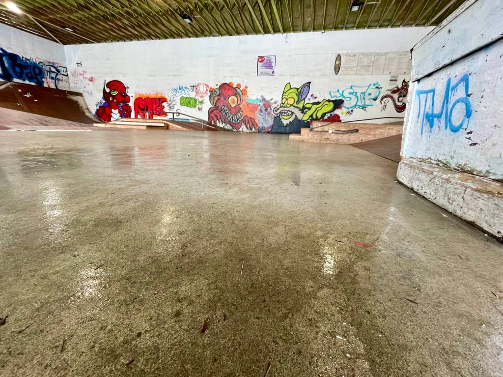 The wet flooring at the Pipeline. (Lauren Cusimano / For the Capital City Weekly)