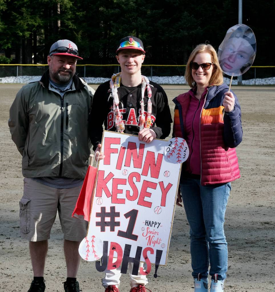 Finn Kesey and family. (Klas Stolpe / Juneau Empire)