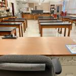 An empty classroom at Juneau-Douglas High School: Yadaa.at Kalé in Juneau on July 20, 2022. (Photo by Lisa Phu/Alaska Beacon)