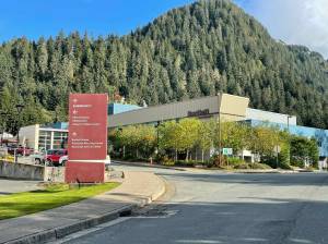 Michael S. Lockett / Juneau Empire File)