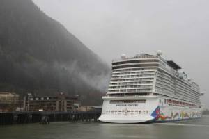 The Norwegian Cruise Lines Norwegian Encore docks in Juneau in October of 2022. (Clarise Larson / Juneau Empire File)