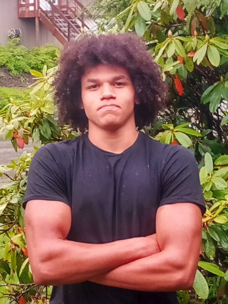 Yaaḵoosgé Daakahídi Alternative High School senior Kenyon Jordan. (Mark Sabbatini / Juneau Empire)