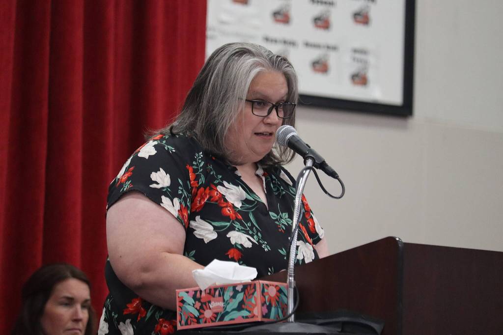 Lexie Razor, a teacher and softball coach at Juneau-Douglas High School: Yadaa.at Kalé, delivers the keynote address during Sundays commencement ceremony. (Mark Sabbatini / Juneau Empire)