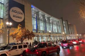 The Walter Washington Center in downtown Washington, D.C., hosted the 25,000 scientists who attended the Fall Meeting of the American Geophysical Union from Dec. 9-13, 2024. (Photo by Ned Rozell)