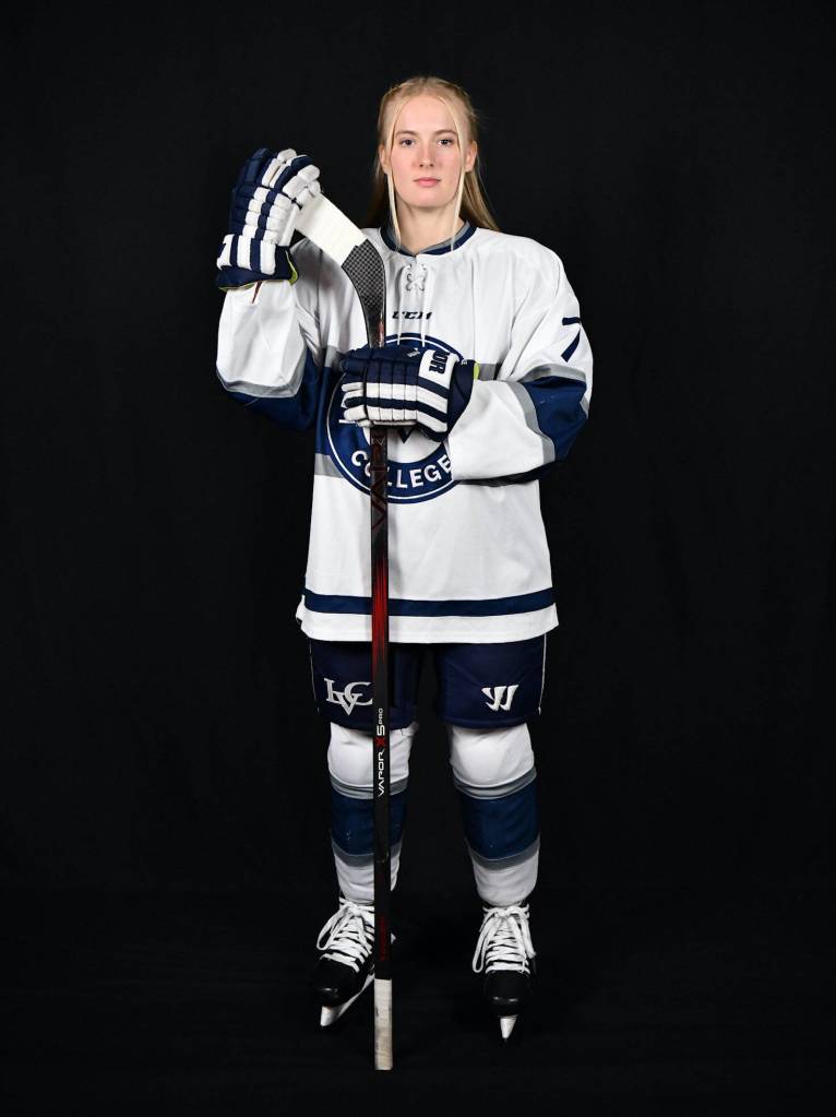 Lebanon Valley College sophomore forward Anna Dale (7) in a team photo shoot for the Middle Atlantic Conference this year. (Photo courtesy Lebanon Valley College)