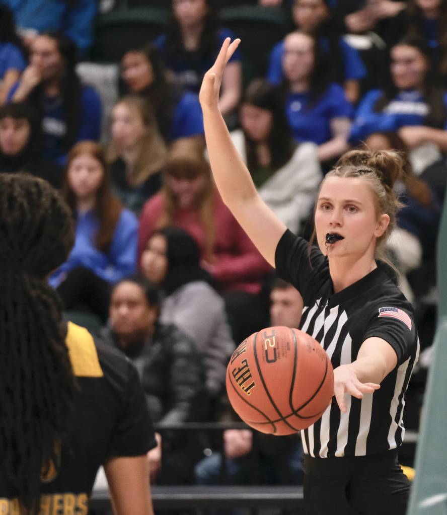 Zosha Krupa in action at the 2025 ASAA March Madness Alaska 1A/2A Basketball State Championships at Anchorages Alaska Airlines Center. (Klas Stolpe / Juneau Empire)