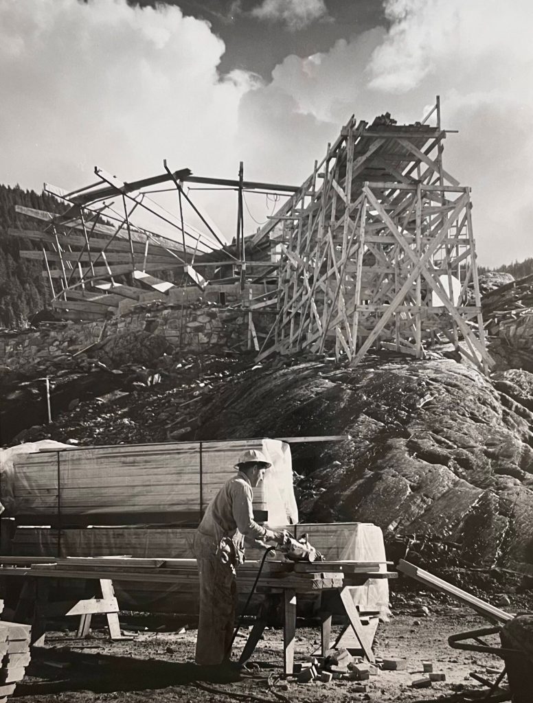 Mendenhall Glacier Visitor Center during construction. (Courtesy of MRV Architects)