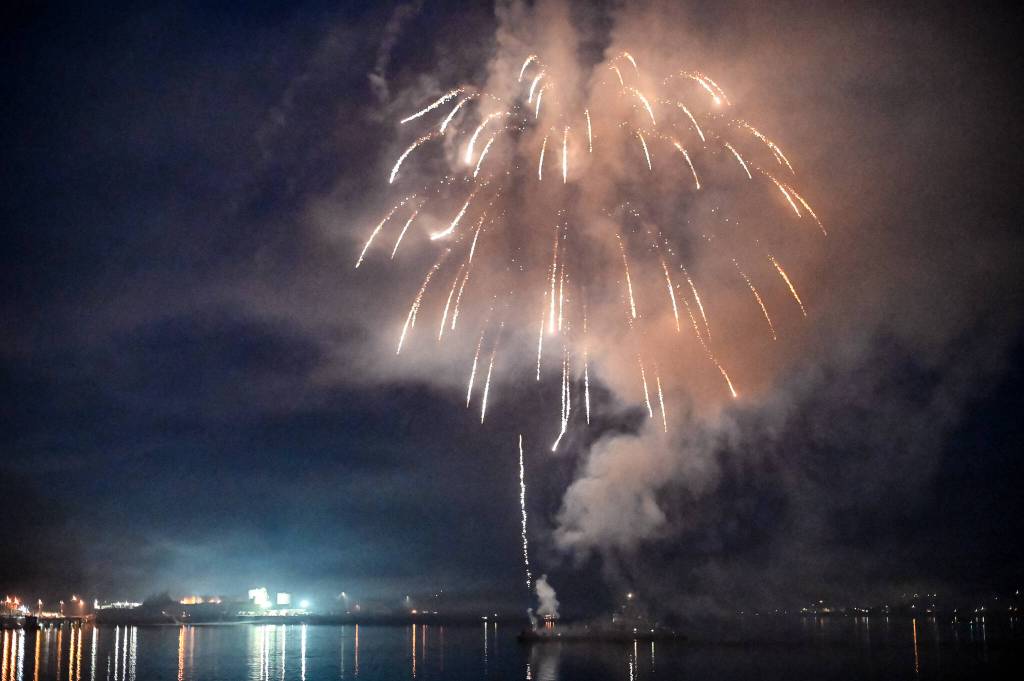 The fireworks are set off after midnight on Friday, July 4<ins>, 2025</ins>. (Jasz Garrett / Juneau Empire)
