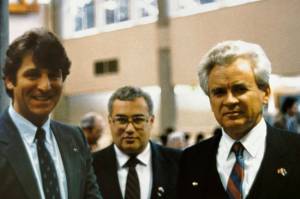 Alexander Dolitsky, left, and Russian Ambassador Yuri Dubinin, right, in spring of 1990 at the University of Alaska Southeast library. (Photo courtesy Alexander Dolitsky)