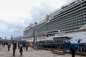 The Norwegian Bliss arrives in Juneau on Monday, April 14, 2025. (Jasz Garrett / Juneau Empire file photo)