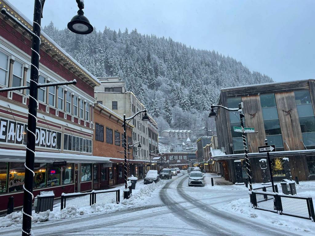 Downtown Juneau experiences its first significant city-level snow fall of the season as pictured on Saturday, Dec. 6, 2025. (Mari Kanagy / Juneau Empire)