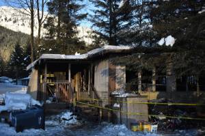 A residence stands on Tuesday, Dec. 23 after a fatal house fire burned on Saturday, Dec. 20. (Mari Kanagy / Juneau Empire)