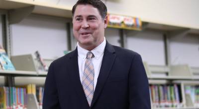 Shawn Arnold at the public forum on March 4. Photo by Atticus Hempel/Juneau Empire.